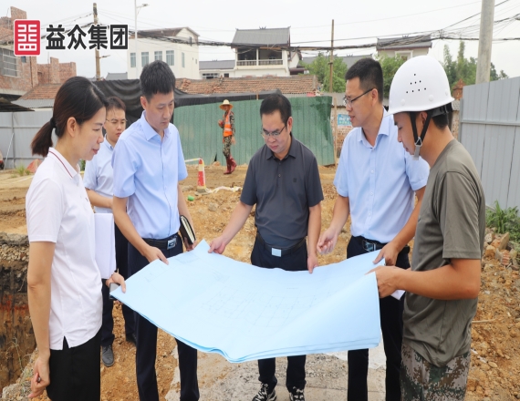 羅顯波到福祿河國(guó)家濕地公園改造提升等項(xiàng)目調(diào)研