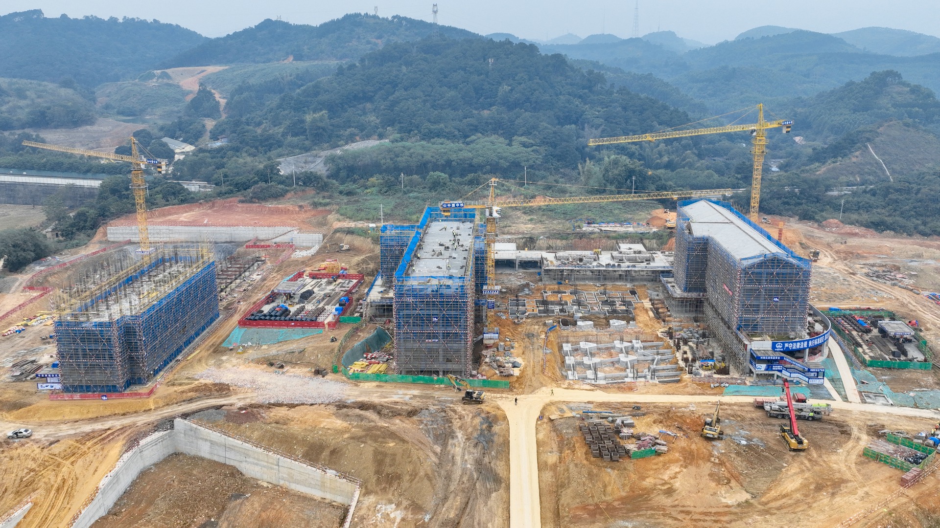 龍景六小、十二中_副本